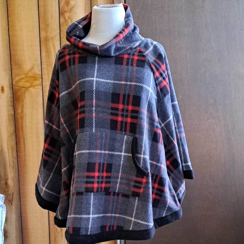 Plaid Cowl Neck Poncho CuddlDuds M red/gray/black